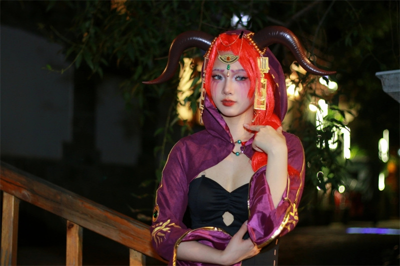 Game Identity V Priestess Fion - Photography Game review and price